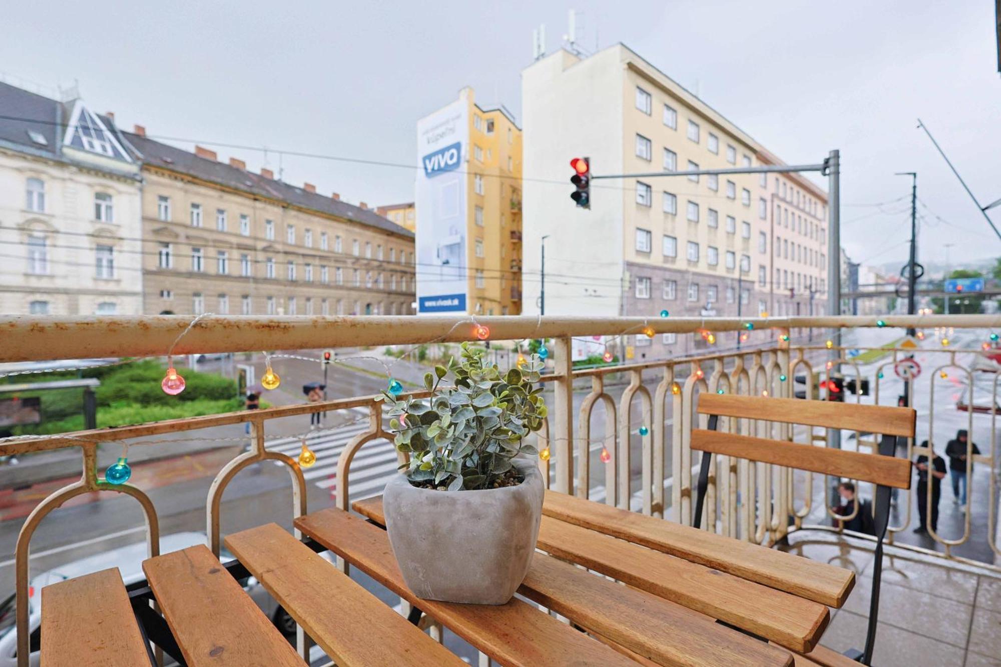 Charming Old Town Family Retreat Apartment Bratislava Ngoại thất bức ảnh